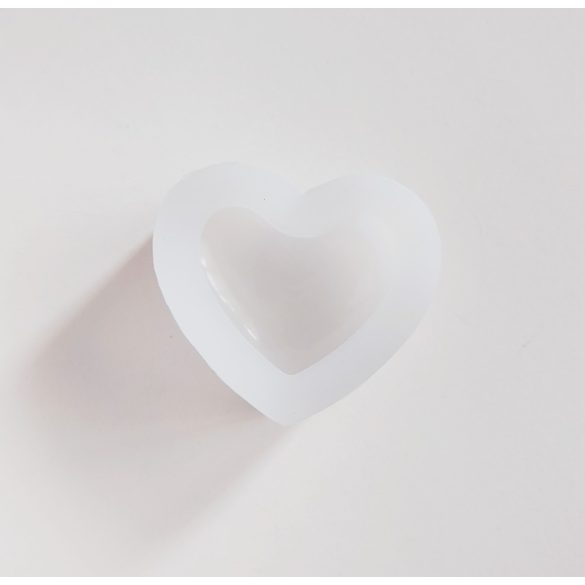 Heart-shaped silicone mold (small)